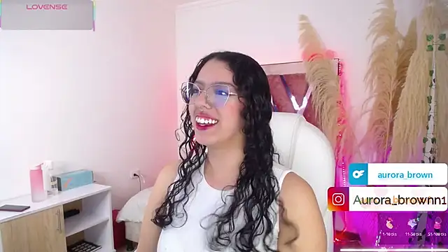 Snapshot of Aurora_Brownn chatting on September 2025 04:36:02 AM Aurora Brownn online show from September 2025 04:36:02 AM