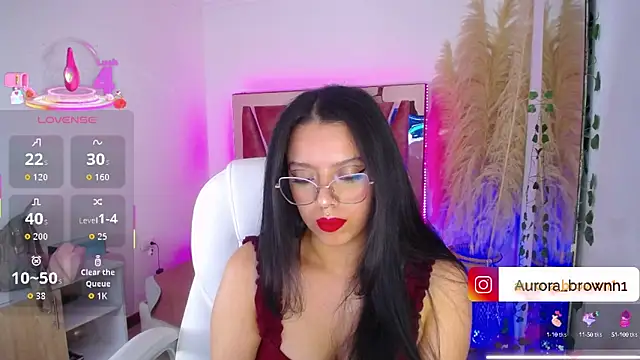 Snapshot of Aurora_Brownn chatting on October 2025 03:27:02 AM Aurora Brownn online show from October 2025 03:27:02 AM