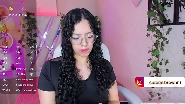 Snapshot of Aurora_Brownn chatting on November 2025 04:45:02 AM Aurora Brownn online show from November 2025 04:45:02 AM