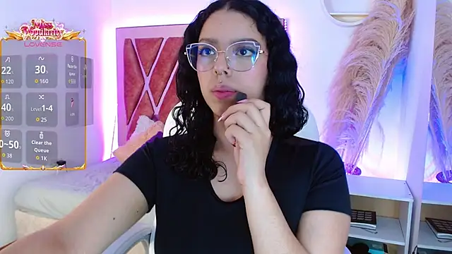 Aurora Brownn online show from February 2026 04:27:02 AM