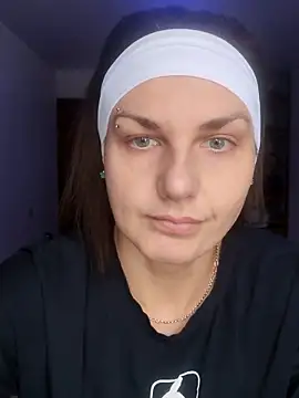 Snapshot of Magic__smile chatting on December 2024 08:09:02 AM Magic smile online show from December 2024 08:09:02 AM