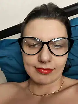 Snapshot of Magic__smile chatting on January 2025 11:46:01 AM Magic smile online show from January 2025 11:46:01 AM