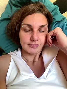 Snapshot of Magic__smile chatting on October 2025 07:48:01 AM Magic smile online show from October 2025 07:48:01 AM