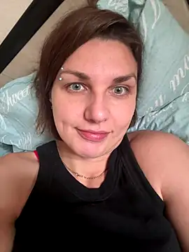 Snapshot of Magic__smile chatting on October 2025 08:59:02 AM Magic smile online show from October 2025 08:59:02 AM