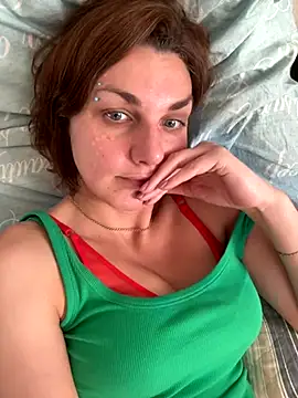 Snapshot of Magic__smile chatting on October 2025 10:05:02 AM Magic smile online show from October 2025 10:05:02 AM