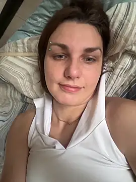 Snapshot of Magic__smile chatting on October 2025 04:59:01 AM Magic smile online show from October 2025 04:59:01 AM