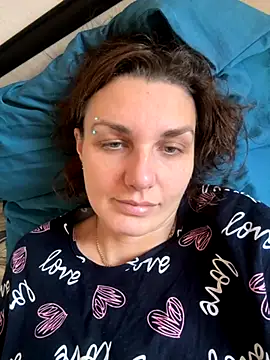 Snapshot of Magic__smile chatting on November 2025 08:02:02 AM Magic smile online show from November 2025 08:02:02 AM