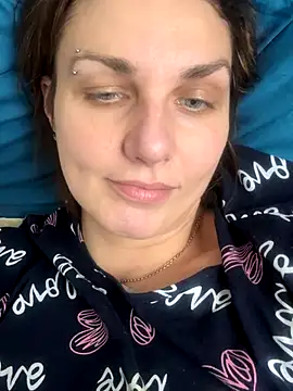 Snapshot of Magic__smile chatting on November 2025 08:03:02 AM Magic smile online show from November 2025 08:03:02 AM