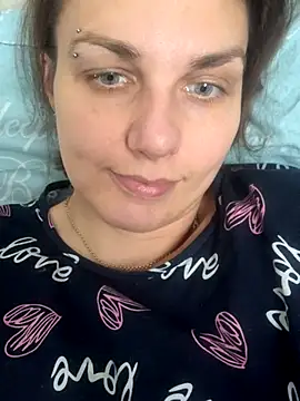 Snapshot of Magic__smile chatting on November 2025 11:34:02 AM Magic smile online show from November 2025 11:34:02 AM