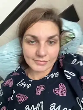 Snapshot of Magic__smile chatting on December 2025 10:24:02 AM Magic smile online show from December 2025 10:24:02 AM