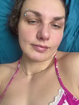 Snapshot of Magic__smile chatting on December 2025 05:48:02 AM Magic smile online show from December 2025 05:48:02 AM