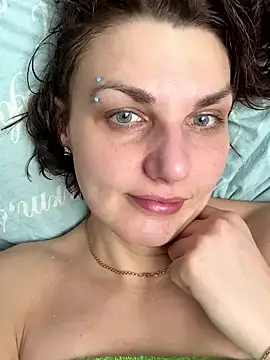 Snapshot of Magic__smile chatting on January 2026 03:22:02 AM Magic smile online show from January 2026 03:22:02 AM