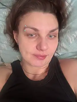 Snapshot of Magic__smile chatting on February 2026 10:47:02 AM Magic smile online show from February 2026 10:47:02 AM