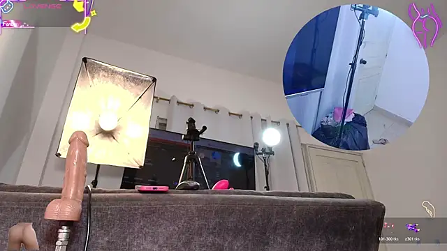 Snapshot of mia-brit chatting on February 2026 07:54:01 PM mia-brit online show from February 2026 07:54:01 PM