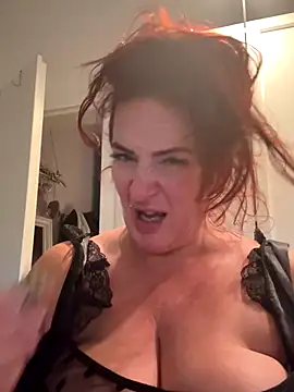 Engel mia online show from September 2025 08:32:02 PM