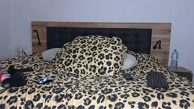 vera jim online show from November 2025 07:07:01 AM