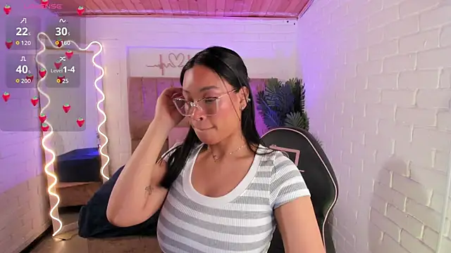 Snapshot of penelope_tay1 chatting on October 2025 03:40:02 AM penelope tay1 online show from October 2025 03:40:02 AM