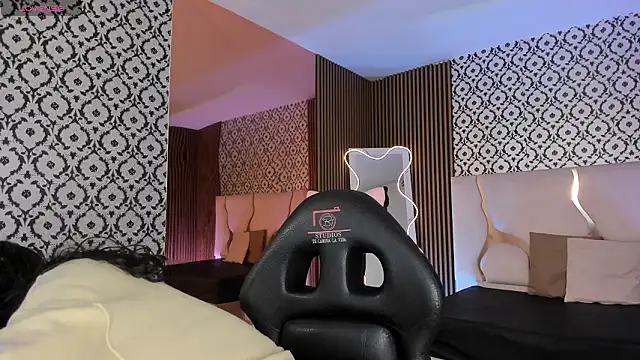 Snapshot of penelope_tay1 chatting on February 2026 03:27:01 AM penelope tay1 online show from February 2026 03:27:01 AM