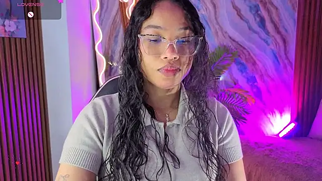 penelope tay1 online show from June 2026 03:26:02 AM