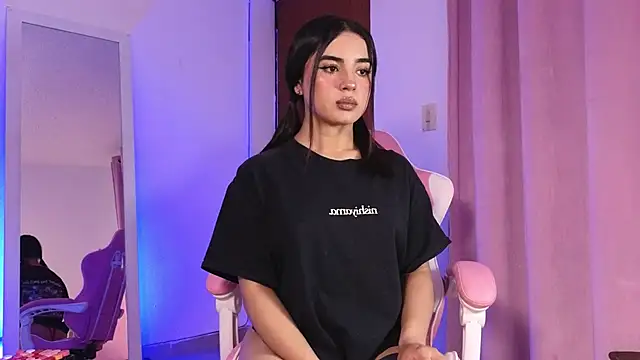 Emily-14 online show from March 2025 05:11:01 AM