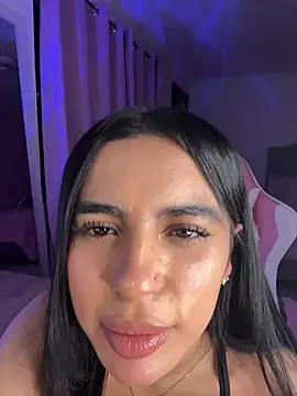 Emily-14 online show from June 2026 12:44:01 AM