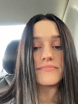 Mia Mia M online show from May 2026 03:53:01 PM