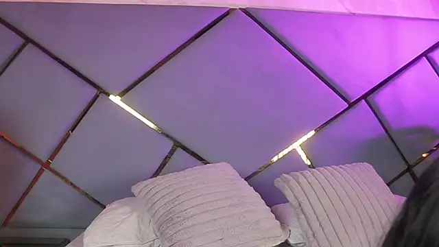 giorgia 13 online show from October 2025 03:29:02 AM