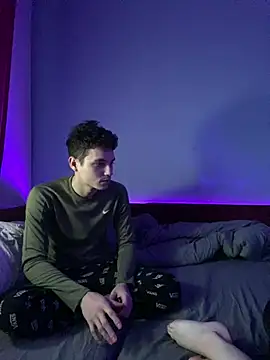 Snapshot of PASSIONBOX chatting on January 2025 02:00:02 PM PASSIONBOX online show from January 2025 02:00:02 PM