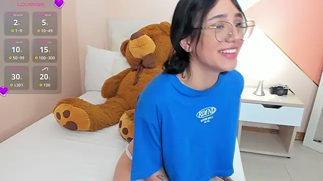 jaade evergreen online show from November 2025 06:18:02 PM