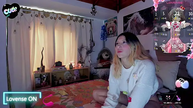 Snapshot of cuteweed420 chatting on October 2025 08:44:02 PM cuteweed420 online show from October 2025 08:44:02 PM