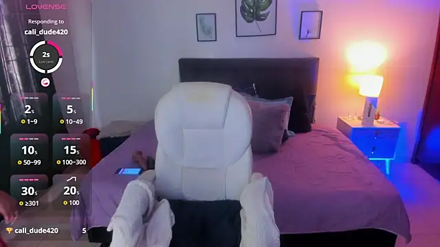 Snapshot of _lara1 chatting on December 2025 07:30:02 PM lara1 online show from December 2025 07:30:02 PM