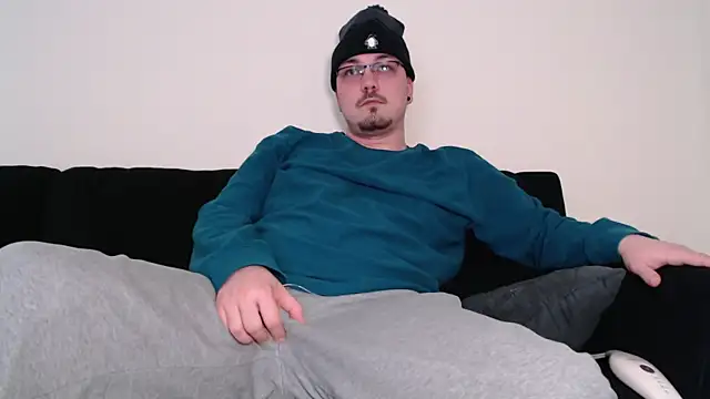 Snapshot of cmichaelxxx chatting on February 2025 06:52:01 PM cmichaelxxx online show from February 2025 06:52:01 PM