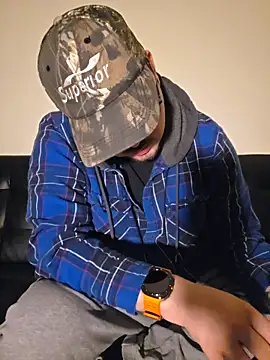 Snapshot of cmichaelxxx chatting on November 2025 01:33:02 AM cmichaelxxx online show from November 2025 01:33:02 AM