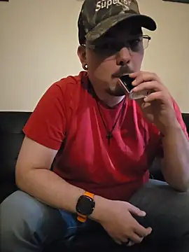 Snapshot of cmichaelxxx chatting on November 2025 07:03:03 PM cmichaelxxx online show from November 2025 07:03:03 PM