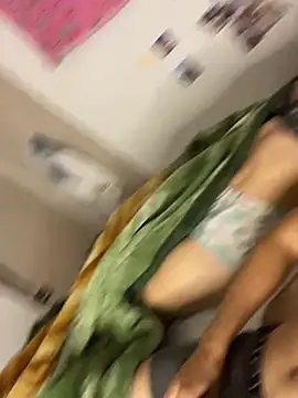 Snapshot of Sweet_and_caramel chatting on March 2025 02:56:01 PM Sweet and caramel online show from March 2025 02:56:01 PM