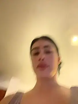 Snapshot of Sweet_and_caramel chatting on November 2025 02:28:01 PM Sweet and caramel online show from November 2025 02:28:01 PM