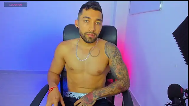 Snapshot of Sweet_and_caramel chatting on February 2026 10:41:01 AM Sweet and caramel online show from February 2026 10:41:01 AM