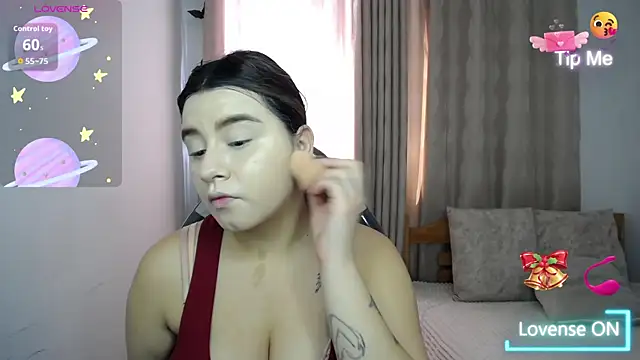 Snapshot of SaraBraun_ chatting on December 2025 04:48:02 PM SaraBraun online show from December 2025 04:48:02 PM