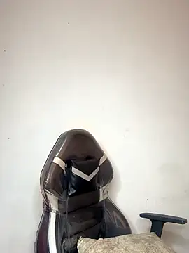 Snapshot of SaraBraun_ chatting on January 2026 06:33:01 PM SaraBraun online show from January 2026 06:33:01 PM