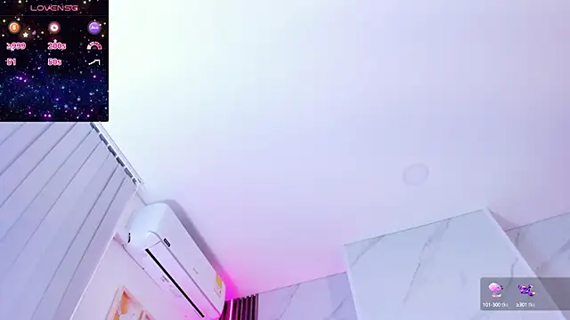 Chlooee   online show from January 2025 08:30:02 PM