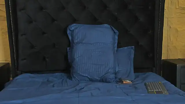 JoshRashfordd online show from September 2025 03:57:01 PM