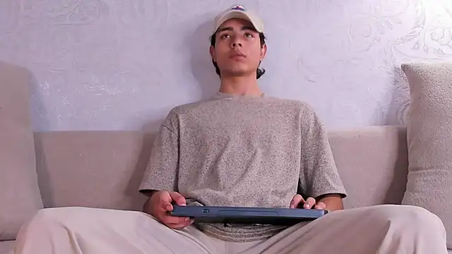 JoshRashfordd online show from October 2025 09:48:01 PM