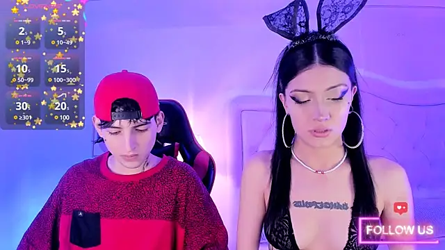 Snapshot of sett_and_gwen chatting on February 2025 04:21:01 AM sett and gwen online show from February 2025 04:21:01 AM