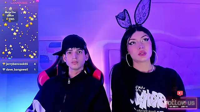 Snapshot of sett_and_gwen chatting on February 2025 07:34:01 AM sett and gwen online show from February 2025 07:34:01 AM