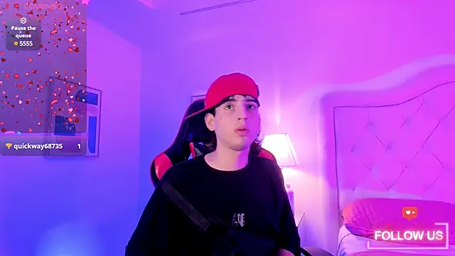 Snapshot of sett_and_gwen chatting on February 2025 11:46:01 PM sett and gwen online show from February 2025 11:46:01 PM