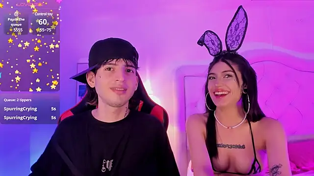 Snapshot of sett_and_gwen chatting on March 2025 07:45:01 AM sett and gwen online show from March 2025 07:45:01 AM