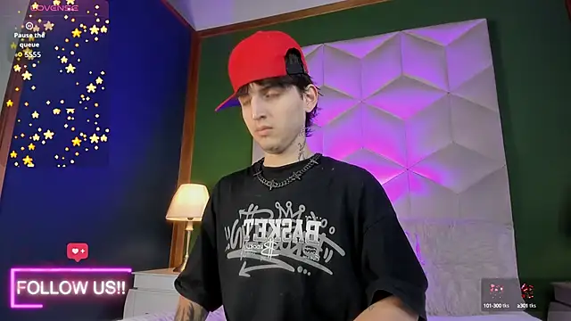 Snapshot of sett_and_gwen chatting on October 2025 03:35:01 AM sett and gwen online show from October 2025 03:35:01 AM