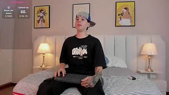 sett and gwen online show from February 2026 03:49:02 AM