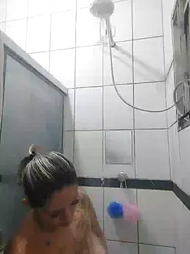 baixinhaloira online show from December 2024 09:58:01 PM