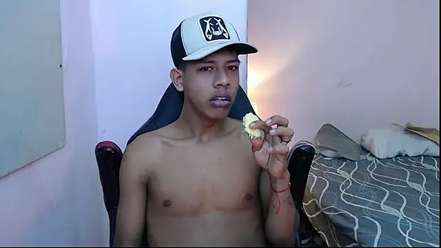 mr stiven  online show from January 2025 02:25:01 AM